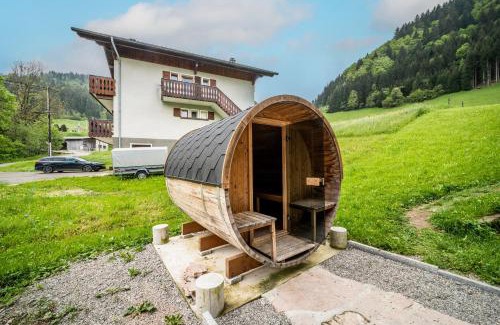 Abondance Appartement | Coeur de Charmy pour 10 avec Spa