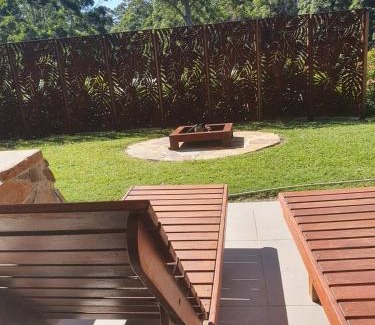 Lowanna Appartement | Coffs Coast Mountain Retreat Cabin 2