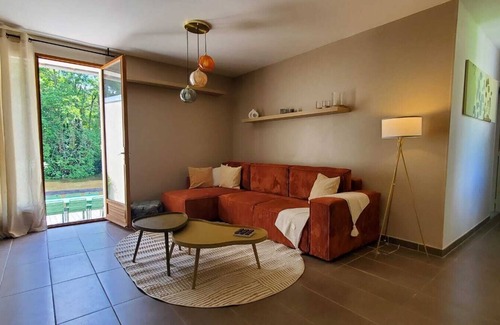 Montigny-sur-Loing Maison | Coin de paradis entièrement rénovée en bord de rivière et ses 20 mètres de berge