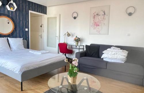 Metz-Centre – Ancienne Ville Appartement | Coislin - Studio 4 Personnes - hyper centre - Balcon privé