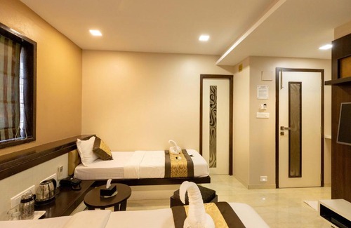 Wellington Pier Hôtel | Colaba Suites - Near Taj Hotel
