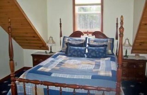 Crescent Cabine | Cold Creek Cabin