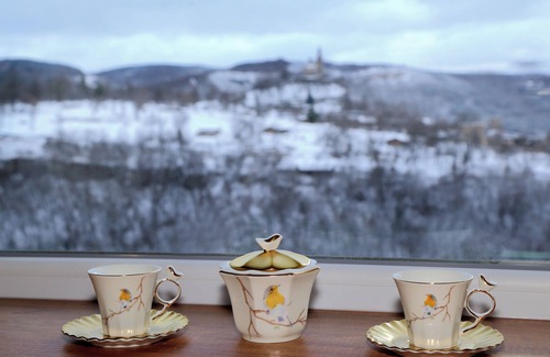 Veliko Tarnovo Appartement | Colibri Castle View – Romantic Escape