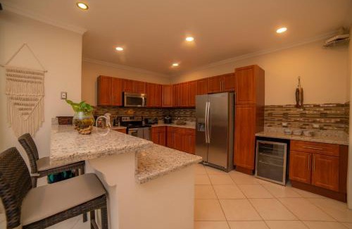 Herradura Appartement | Colina 8F 2 bdr Garden View in Los Suenos