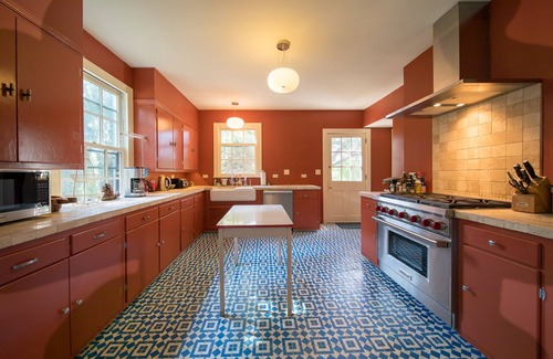 Charlottesville Maison | Colle | Historic Estate with Pool, Across from Jefferson Vineyards