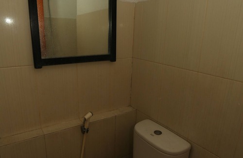 Tangerang Hôtel | Collection O 93142 Lion Rooms