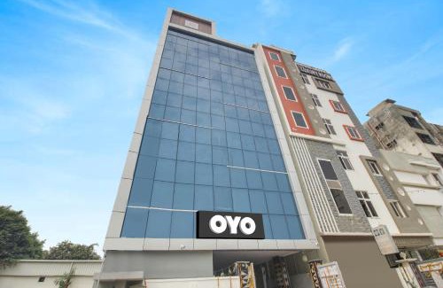 Manikonda Hôtel | Collection O SIRI GRAND INN