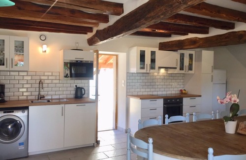 Chaveignes Cottage | Collection de chalets de charme autour d'une cour avec piscine et jardin, 17 couchages