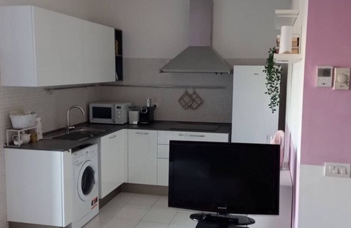 Cologno Monzese Appartement | Rosaviola 2 Metro MM2 Milano stops and garage free Cin IT015242B4GWU3NWOP