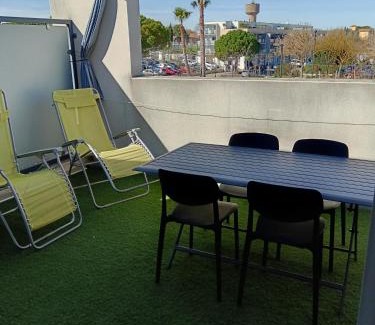Colombiers Appartement | Colombiers Escale à la Noria Appartement terrasse 4 personnes et garage
