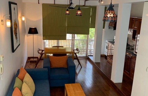 Cinnamon Gardens Maison | Colombo 7 Holiday Bicycle House
