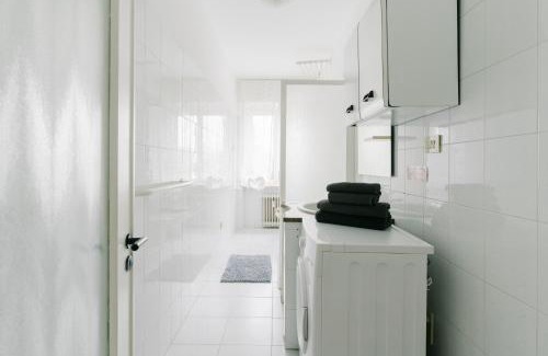 Santhia Appartement | Colombo Center Welcome A&A