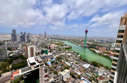 Ibbanwala Appartement | Colombo Skyline Luxury Apartments at Tri-Zen - Pool and Amazing City Views