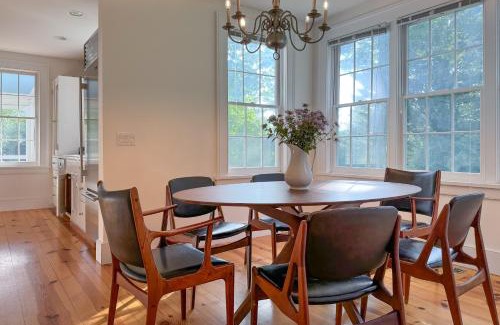 Town of Copake Maison | Colonial Classic