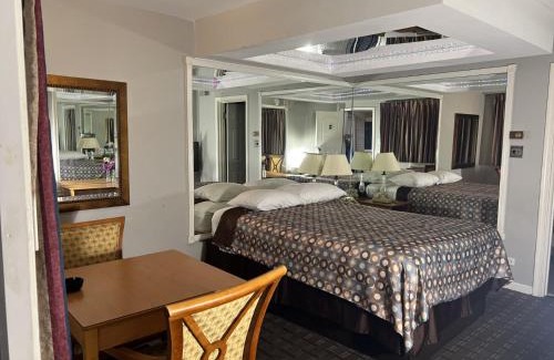 Brookfield Hôtel | Colony Motel