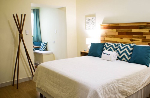 Flores Appartement | Colorful Apartment The Heart Of Flores