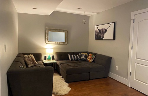 Bloomingdale Maison | Colorful, Artsy and Spacious 3BR/3BA 2 Level Condo