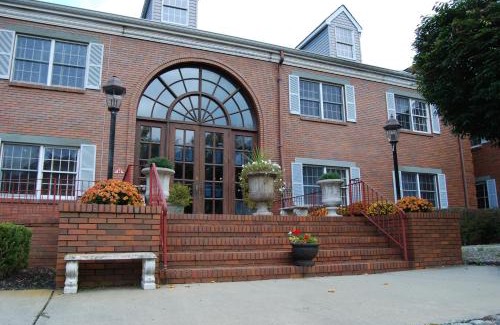 Colts Neck Hôtel | Colts Neck Inn Hotel