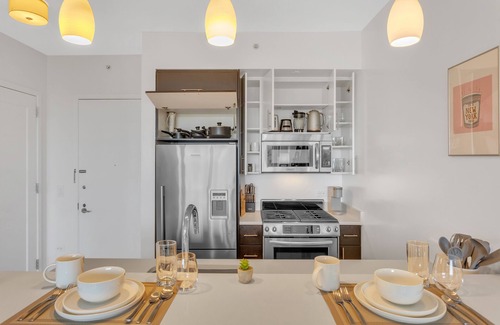 Manhattan Valley Appartement | Columbus Square 1 BR w/Office by Anyplace - 11619