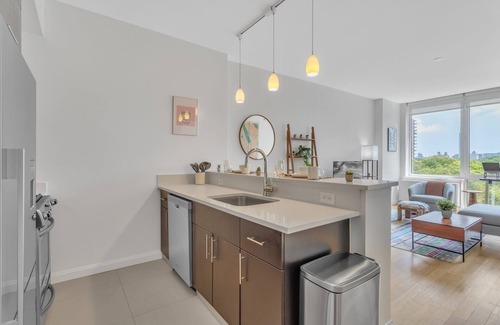 Manhattan Valley Appartement | Columbus Square 1 BR w/Office by Anyplace - 11619