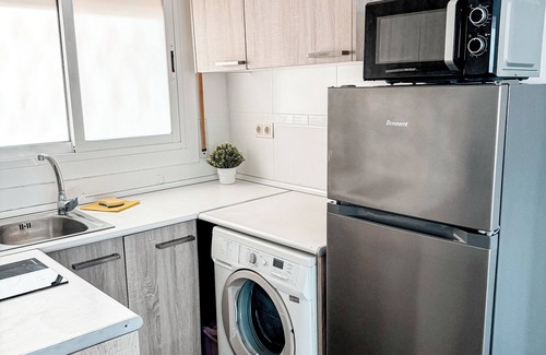 Comarruga Appartement | Comarruga center beach apartment, WI-Fi and parking,