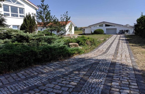 Klein Kussewitz Appartement | Combinez des vacances baltes avec une visite à Rostock et Karls-Erlebnisdorf.