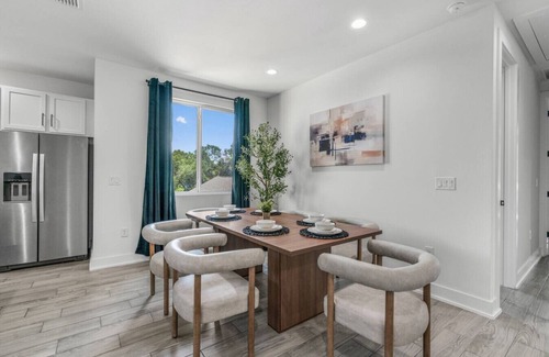 MLK Appartement | Combined Home Near Downtown & East Austin Up to 18