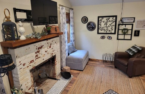 Mattoon Maison | Come and experience a Slice of Paradise in Mattoon, Illinois