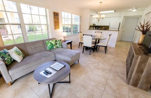 Boca Raton Appartement | Come cozy up in this West Boca Raton apartment