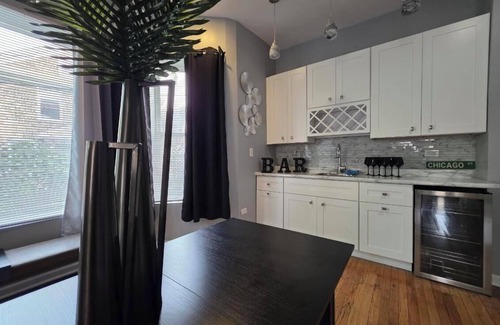 South Shore Appartement | Come experience The Lake Shore!