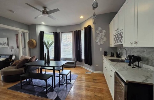 South Shore Appartement | Come experience The Lake Shore!