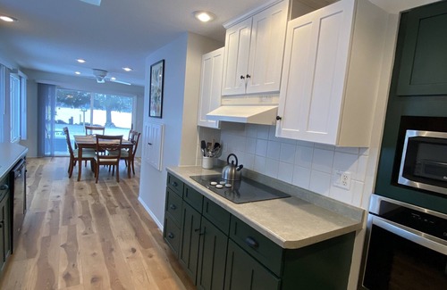 Weyauwega Maison | Come Relax at the Lake