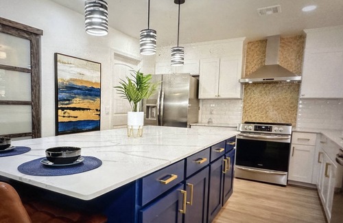 Oklahoma City Maison | Come relax in this Mid century masterpiece! 30 day extended Stays only