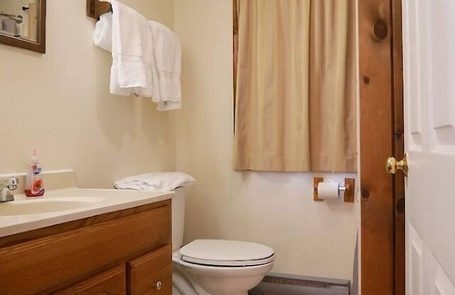 Weare Station Balnéaire | Come stay at our four season resort!