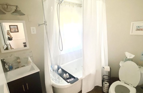 Manasquan Maison | Come stay in paradise, AKA Manasquan, NJ, at our lovely beach house!