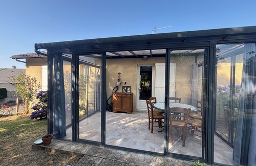 Angoisse Maison | Come to ANGOISSE in a quiet house with many activities around.