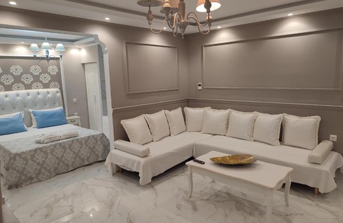 Trikala Appartement | Come to K A M House 2 - Σουίτα Ημιυπογείου