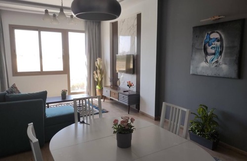 Al-'Umraniyah Appartement | Come Visit Breeze apartment in Aeon compound one of the charming studios