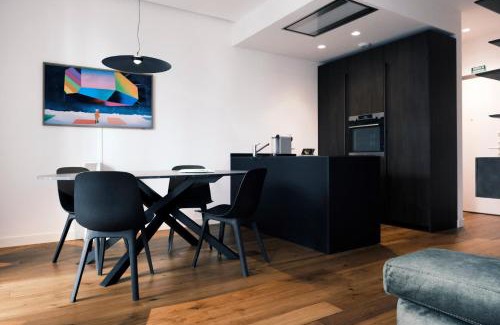 Porta Romana Appartement | ComeCasa Elegant Stay with Terrace & Gym Porta Romana