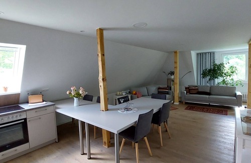 Althof Appartement | comf. FEWO in idyllic location 15 minutes from the beach with great transport links