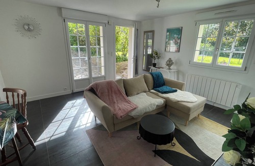 La Chapelle-des-Fougeretz Appartement | Comfortable, quiet T3 apartment with garden