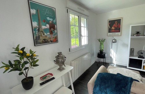 La Chapelle-des-Fougeretz Appartement | Comfortable, quiet T3 apartment with garden