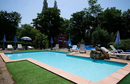 Saint-Honore-les-Bains Maison | Comfort 3-bedroom mobile home, air-conditioned, sleeps 6