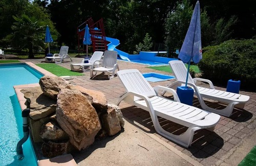 Saint-Honore-les-Bains Maison | Comfort 3-bedroom mobile home, air-conditioned, sleeps 6