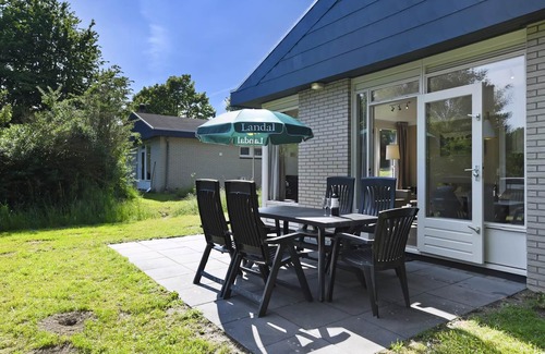 Kell am See Maison | Comfort 6-person bungalow in the holiday park Landal Hochwald
