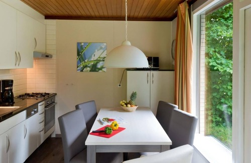 Kell am See Maison | Comfort 6-person dog bungalow in the holiday park Landal Hochwald