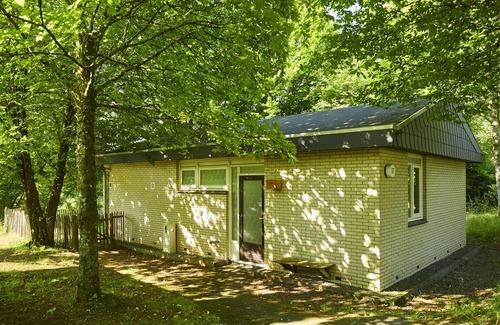 Kell am See Maison | Comfort 6-person dog bungalow in the holiday park Landal Hochwald
