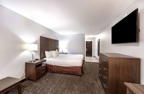 Grants Pass Hôtel | Comfort and Convenience! Comfortable & Secured Unit for Your Stay! Free Parking