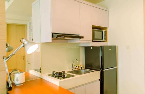 Serpong Appartement | Comfort and Minimalist 1BR at Tree Park City BSD Apartment By Travelio