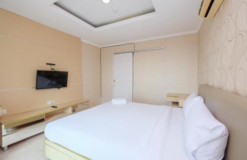 Kampung Bali Appartement | Comfort and Strategic 1BR at The Boulevard Apartment By Travelio